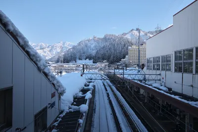 雪国のトンネルの先